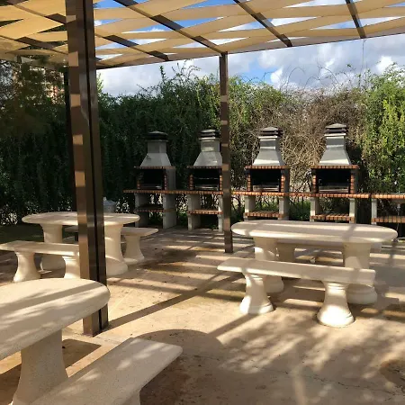 Awesome In Da Rocha * Portimão