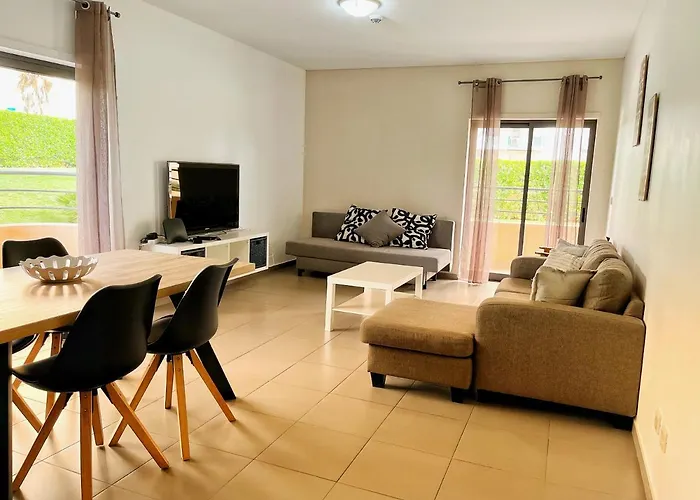 Awesome In Da Rocha * Portimão