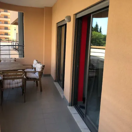 Awesome In Da Rocha * Portimão